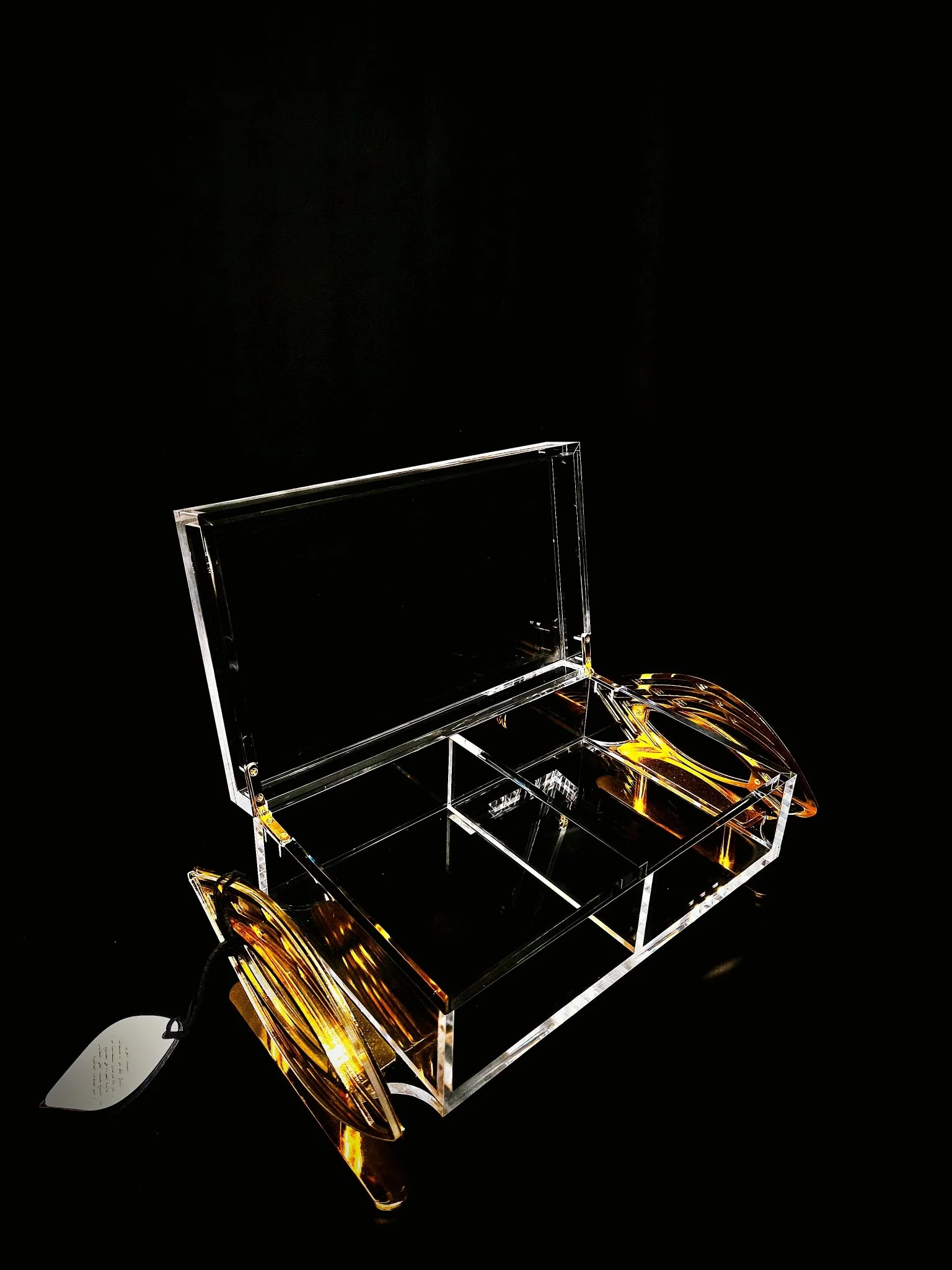 Acrylic 2 Section Candy Box With Golden Handle 26cm - Image 3