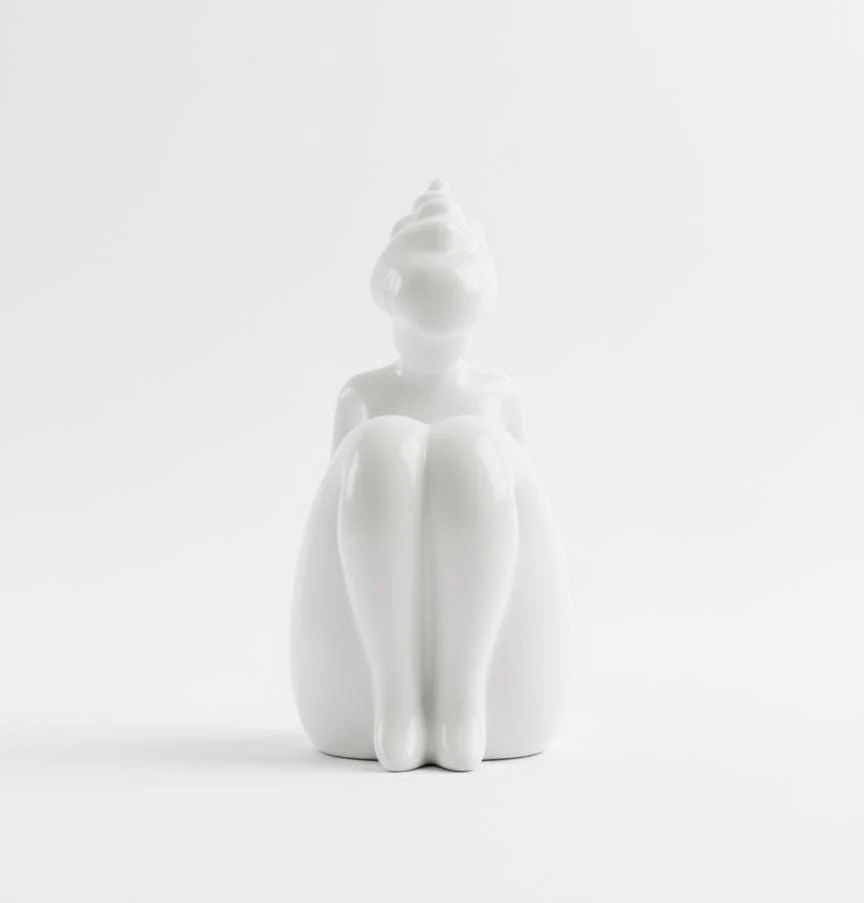 AKDC 19cm Ceramic Sitting Female Figurine in White | Elegant Artistic Sculpture for Living Room or Study - Image 3