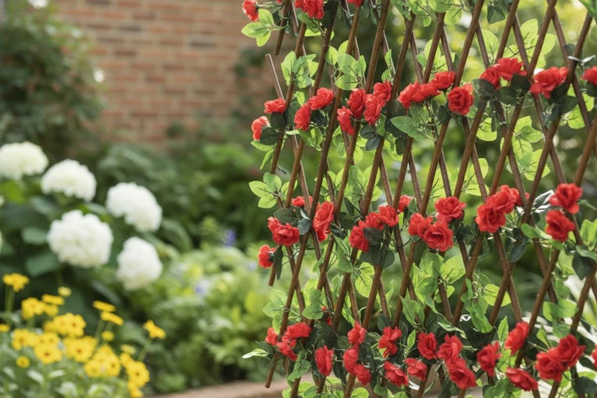 AKDC Bloom Trellis Expandable Wooden Frame with Red Flowers & Green Leaves – 120×20 cm (Unexpanded) Floral Screen - Image 2