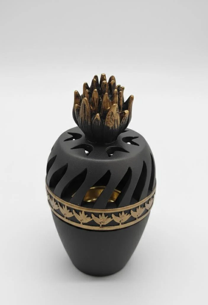 AKDC Chalk Designer Incense Burner – Brown with Gold Detailing – 16 cm Premium Display Burner