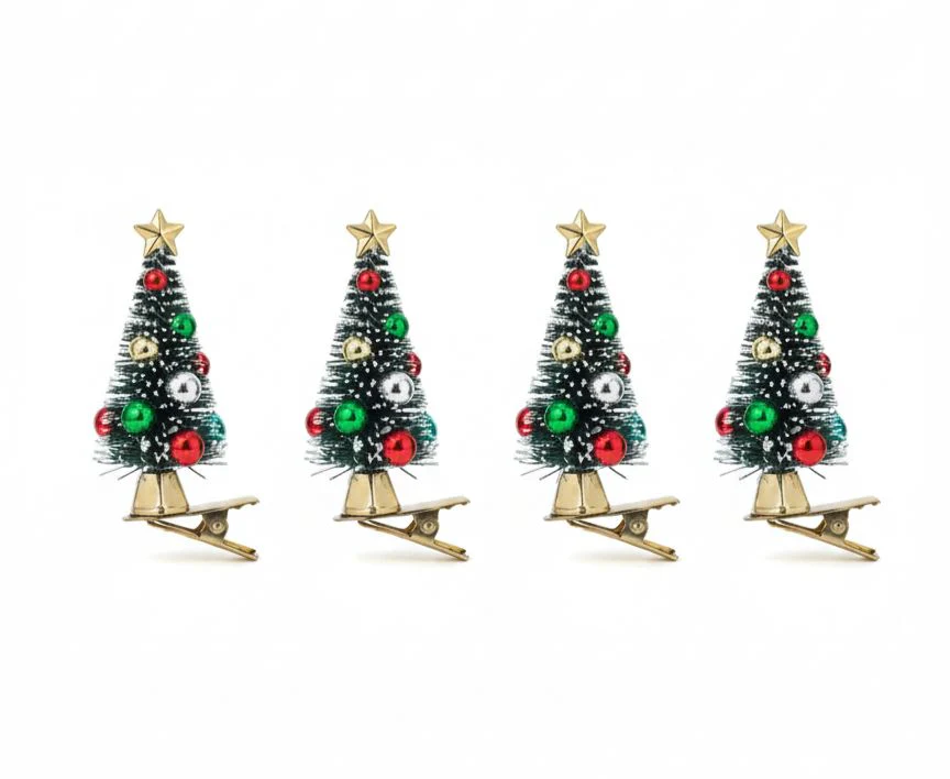 AKDC Christmas Tree Brooch Pin Set – 4-Piece Festive Holiday Accessories for Clothing, Bags & Gifts