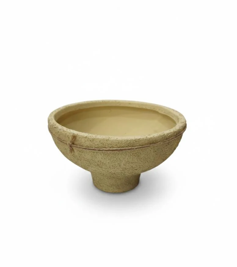 AKDC Classic Clay Plant Pot – Beige Color – 11×20 cm – Hand-Molded Unique Shape