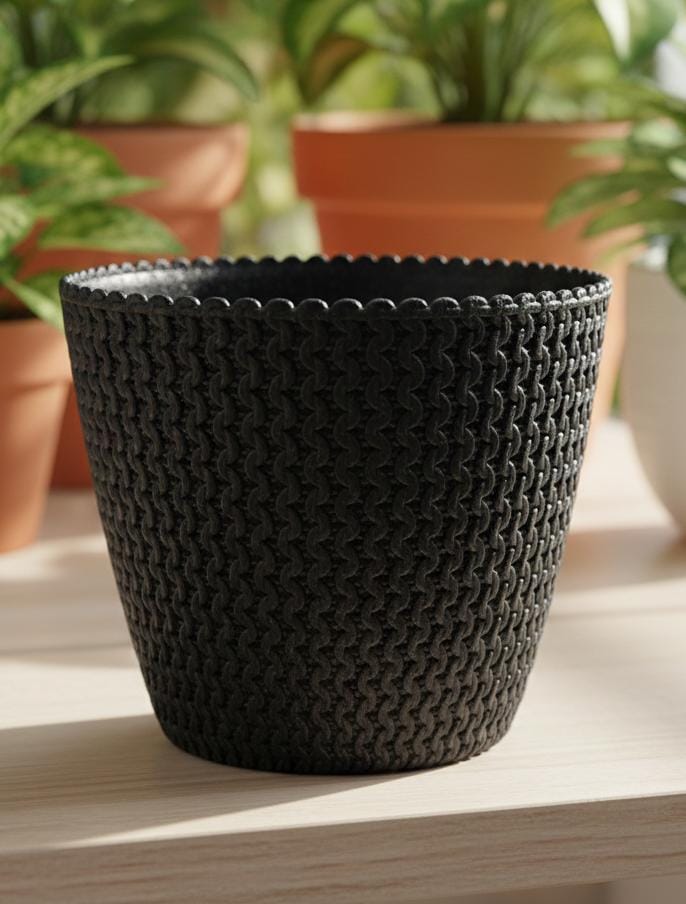 AKDC Compact Black Plastic Plant Pot – Modern Round Planter – 15.7×13.2 cm - Image 2