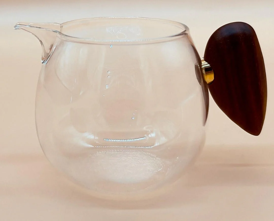 AKDC Glass Tea Pitcher with Handle 300ml, Clear & Transparent