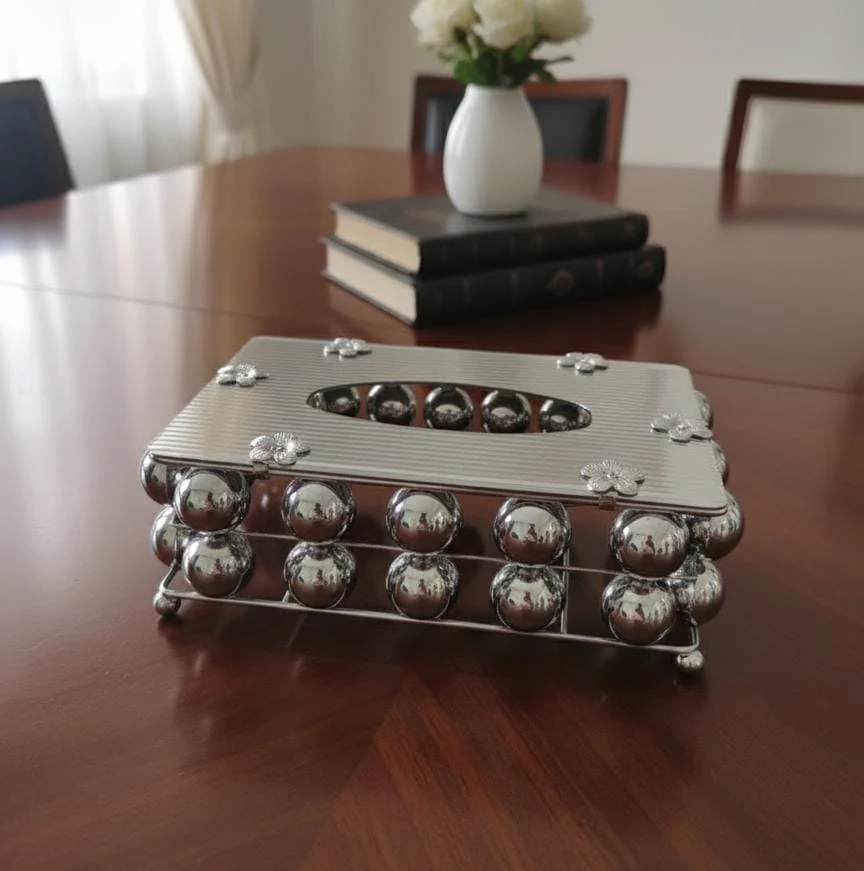 AKDC Silver Metal Tissue Box with Plastic Lid – Modern and Durable Table Organizer for Home & Commercial Use