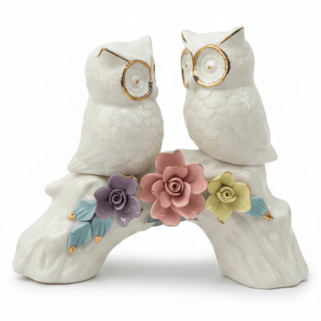 Elegant White Ceramic Owl Pair Table Décor with Vibrant Floral Artwork for Living Spaces – 23×18cm