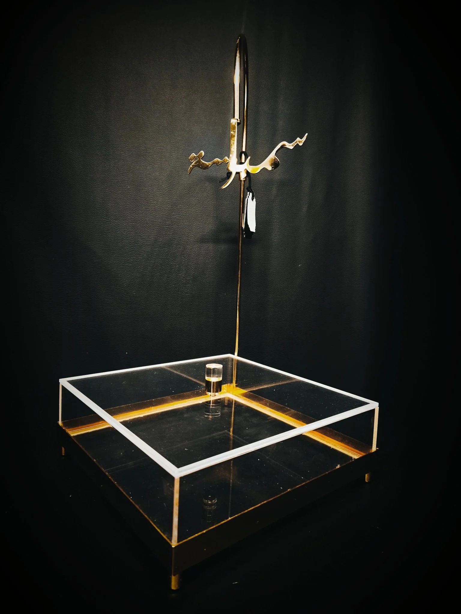 Fursan Acrylic Storage Box Square Small 22X22Cm Gold - Image 3