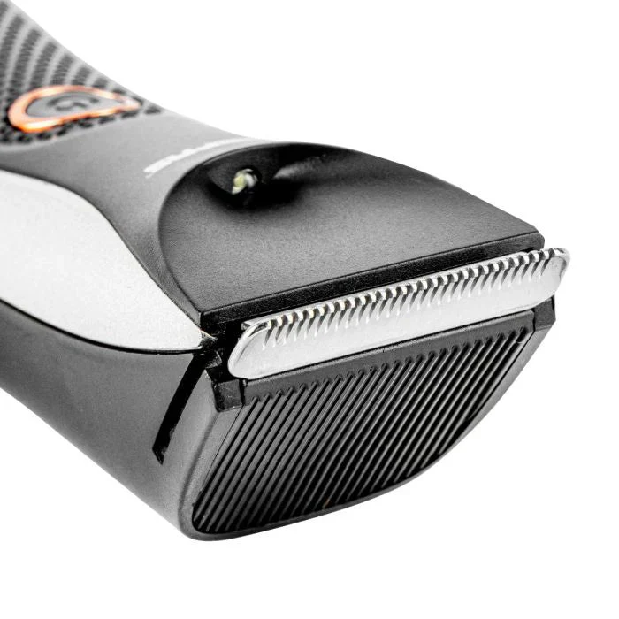 GEEPAS Rechargeable Trimmer with 2 Guide Combs(2mm to 7mm Cutting)- GTR56024N - Image 4