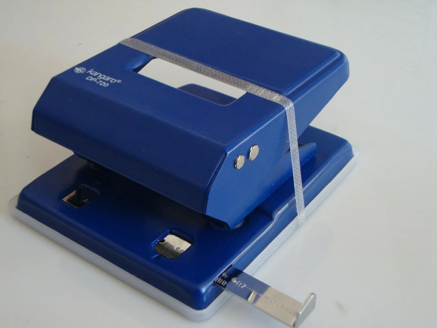 Kangaro DP-720  2-Hole 36 Sheet Paper Punch â€ŽPlastic Metal