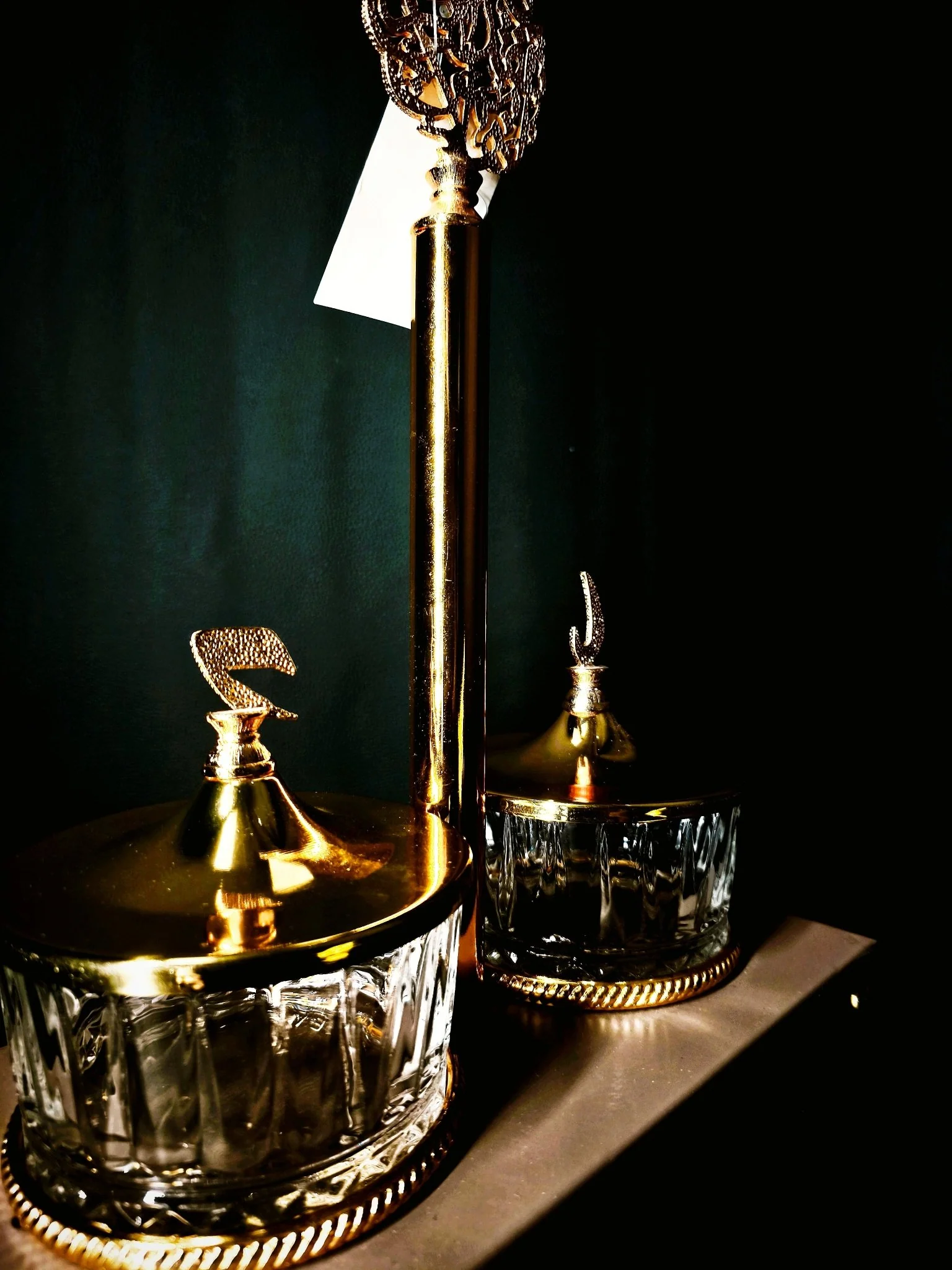 Majlis Candy Bowl 2Pcs With Stand Light Brown And Gold - Image 3