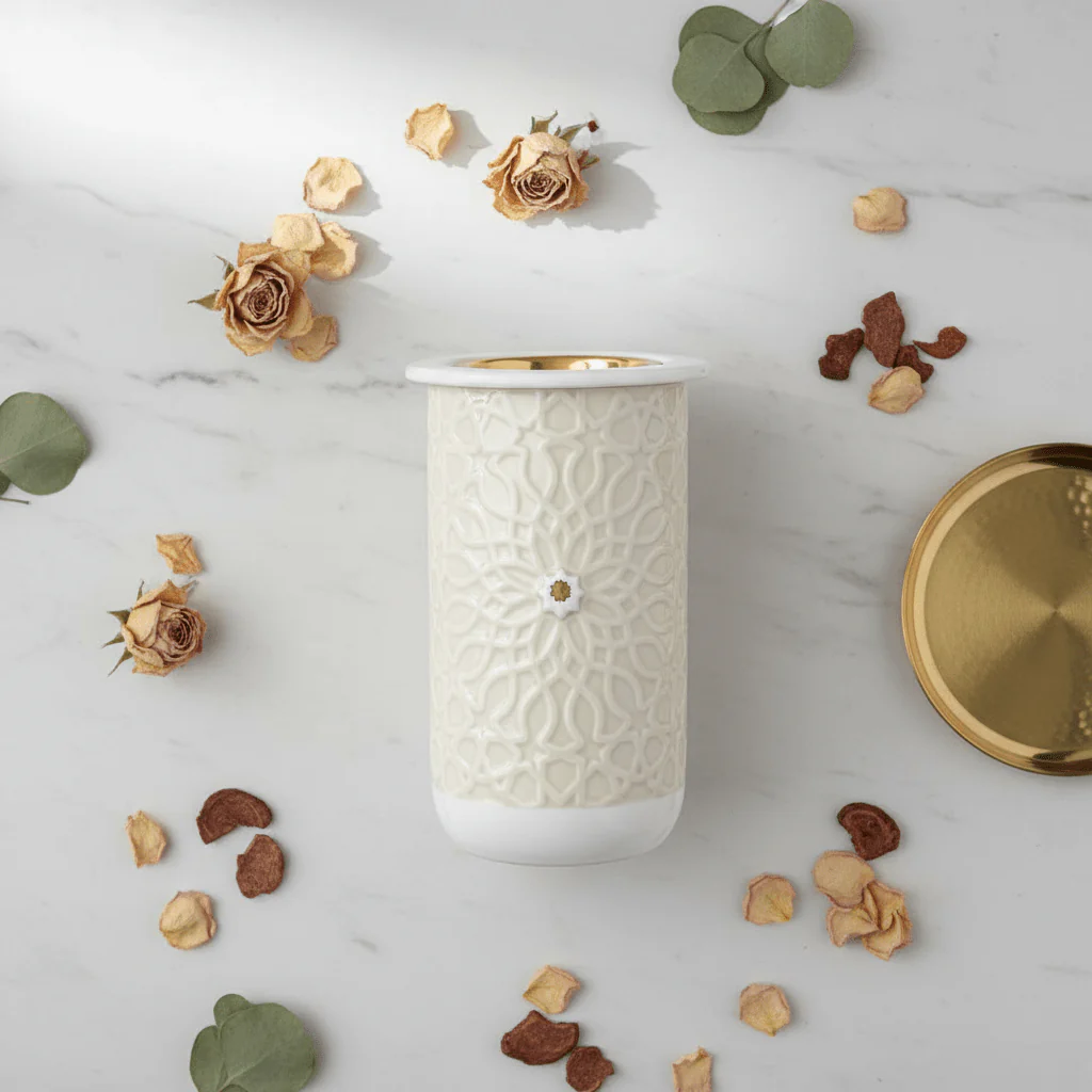 Otantik Asala Premium Porcelain Incense Burner – Cream & Gold 11 × 18 cm | Handcrafted Porcelain | Gold-Finish Brass Insert - Image 3