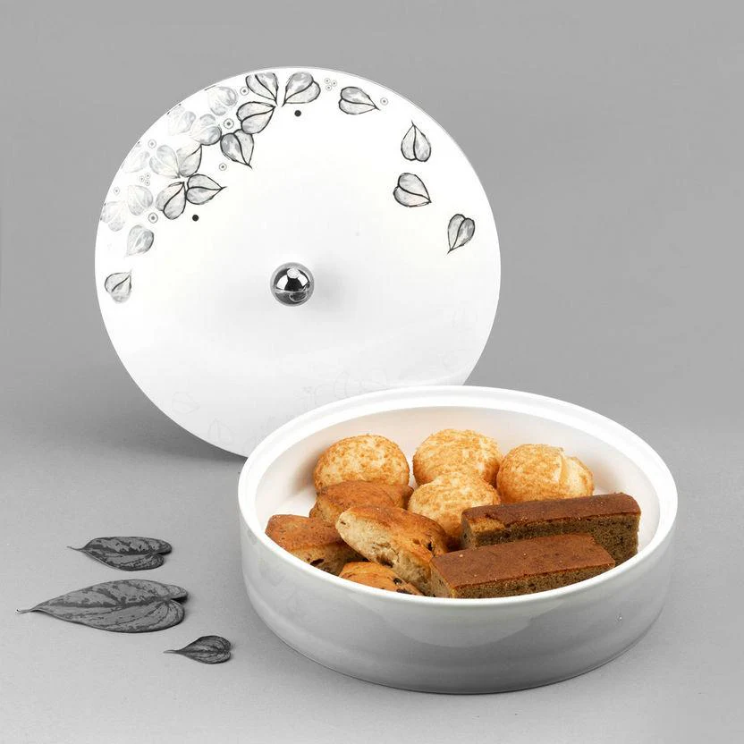 Otantik Lilac Porcelain Dates Bowl with Lid 5.5", White/Grey - Image 2