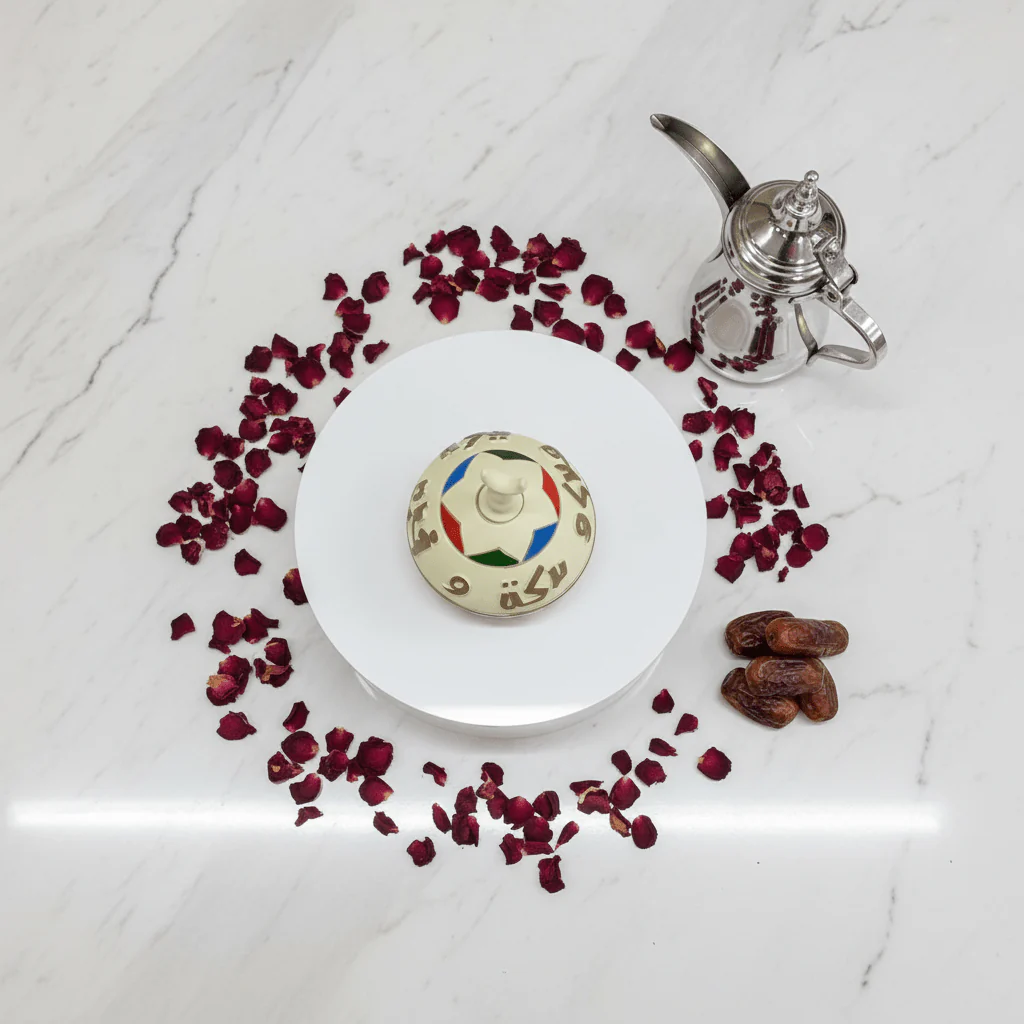 Premium Round Acrylic Candy Serving Tray with Lid and Dome Cover – Stylish Dessert Display Stand for Home, Parties & Gifting – 30 cm - Image 3