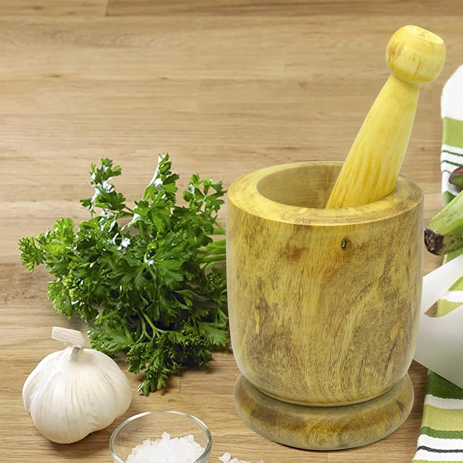 Raj Wooden Mortar And Pestle Set Wooden WMO003, Garlic Crusher , Manual Spices Grinder Chutney Maker Ideal for Ginger Garlic, Herbs Grinder-12CM - Image 4