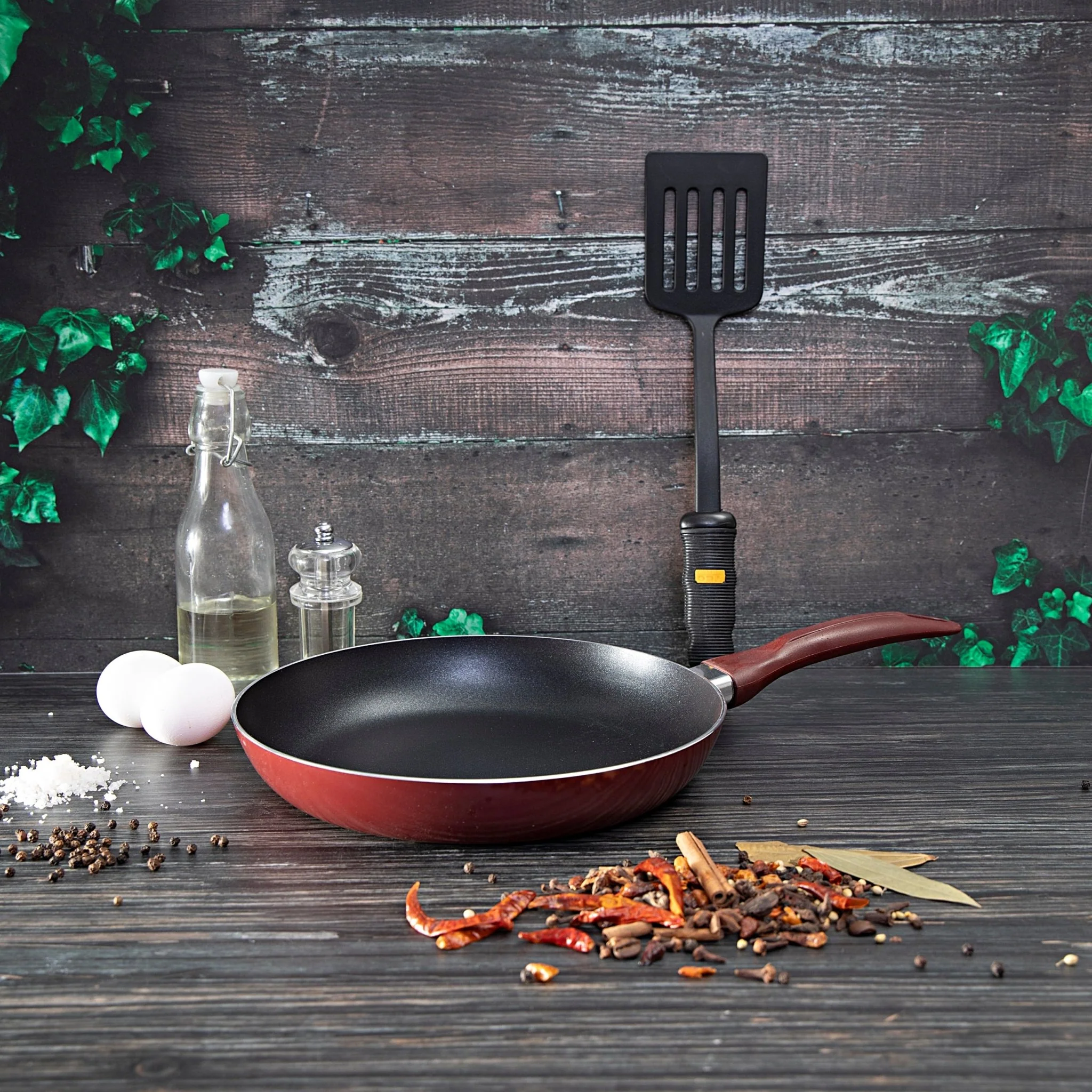 ROYALFORD 26cm Non-Stick Fry Pan with Nylon Turner - Image 3