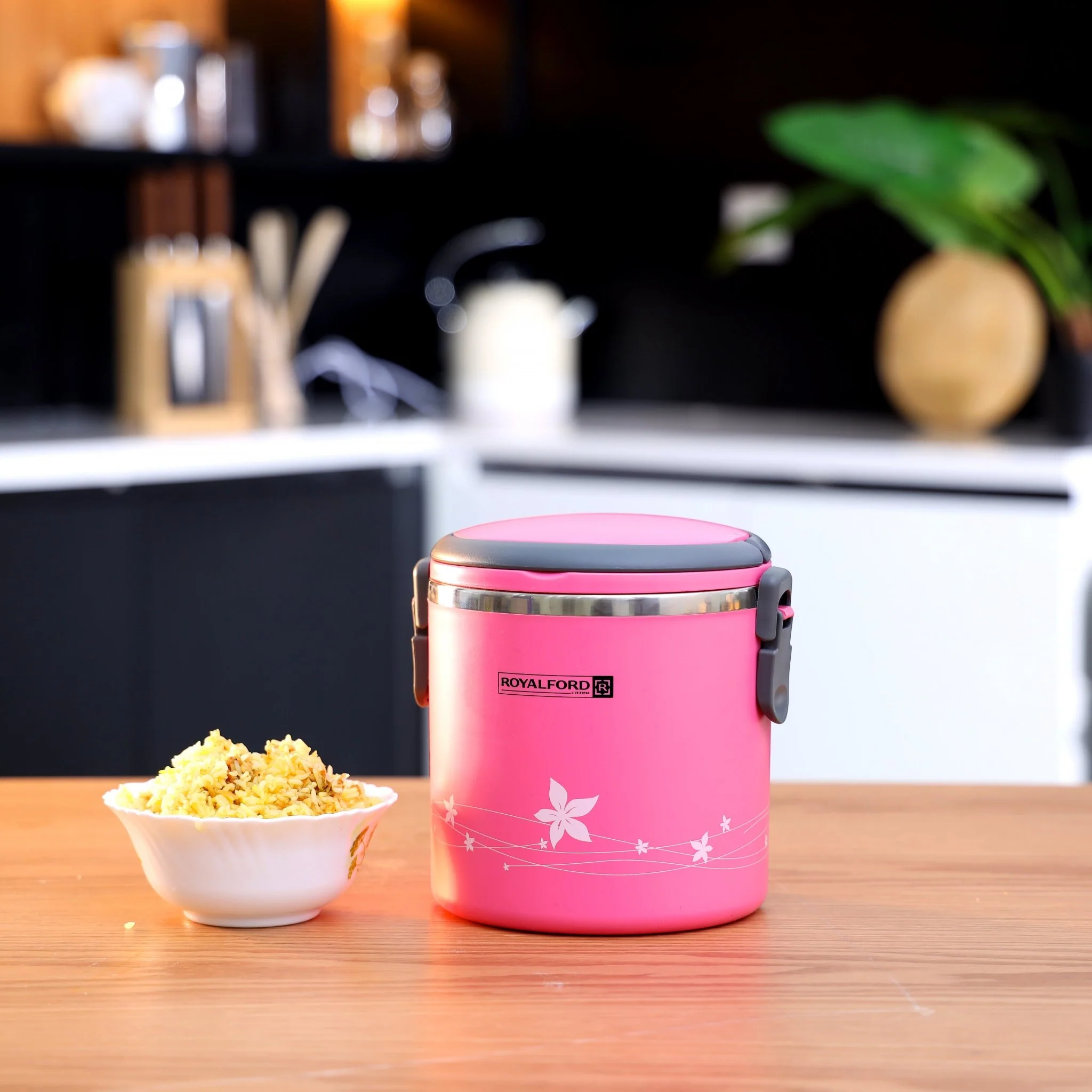 ROYALFORD 2in1 Lunch Box 1.8 Liter, Stainless Steel, Pink- RF5650PN - Image 5