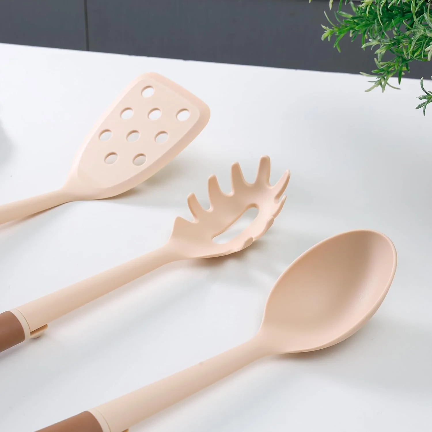 Royalford 6 Pieces Nylon Cooking Kitchen Tools RF12582 Nonstick Cookware Utensils Set with Handles Non Toxic Turner Ladle Spoon Skimmer Pasta Spoon Slotted Spoon Dishwasher Safe Heat Resistant - Image 5