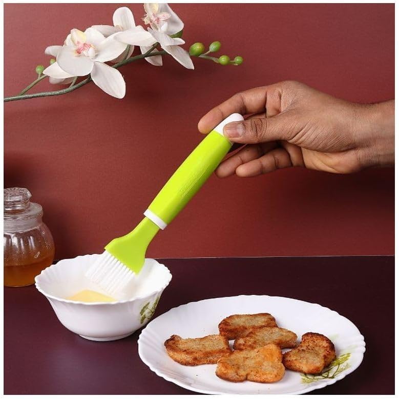 ROYALFORD Nylon Marinating and Basting Brush with ABS Handle 21cm*4cm, Green- RF6306 - Image 4