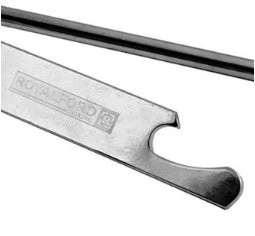 Royalford Stainless Steel Can Opener Chrome Plated Carbon Steel 15.6cmX6Cm Silver - Image 2