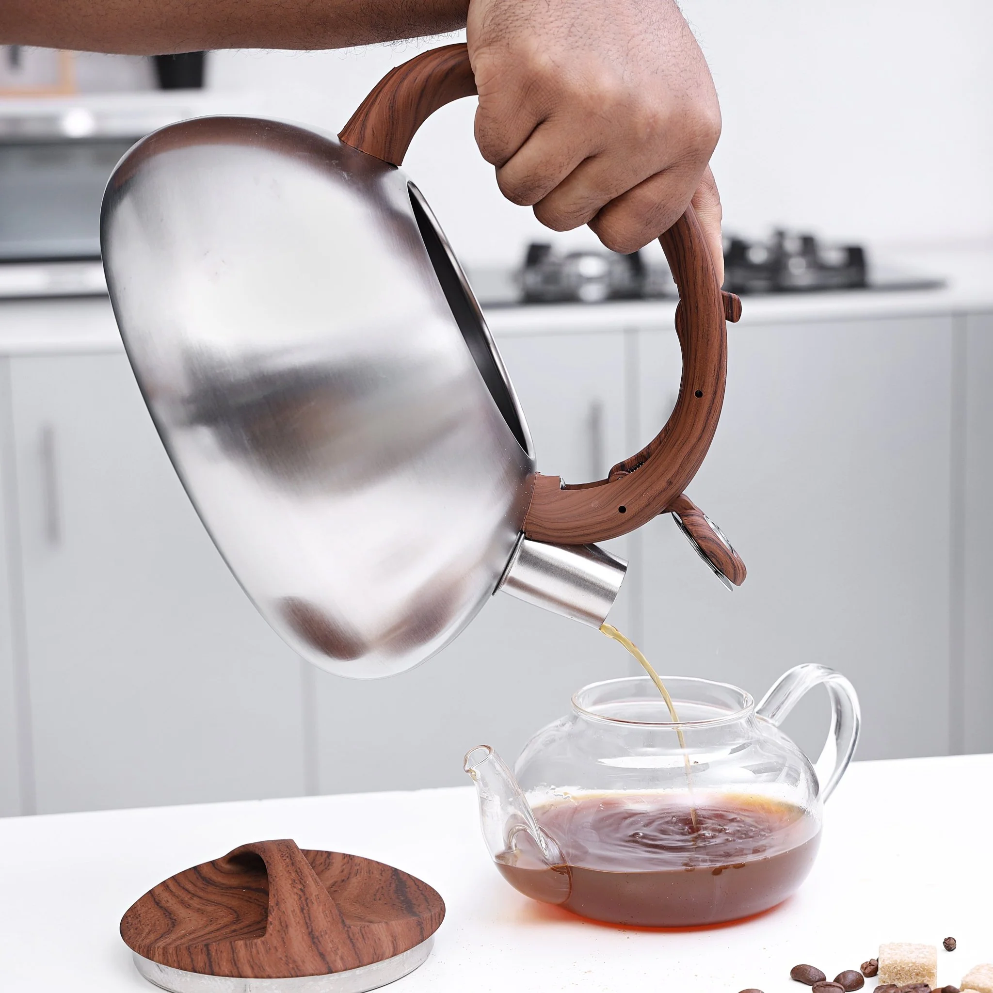 ROYALFORD Stainless Steel Whistling Kettle 3000ml, Elegant Wood Finish- RF9843 - Image 5