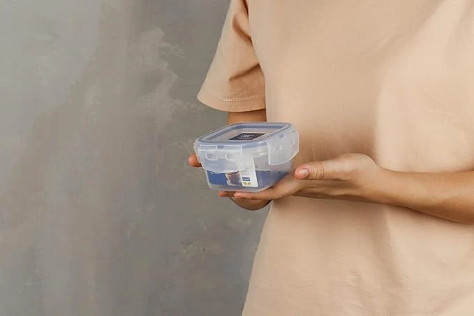 Super Lock Plastic Square Food Container With Lid 225ml-Blue&Transparent - Image 4