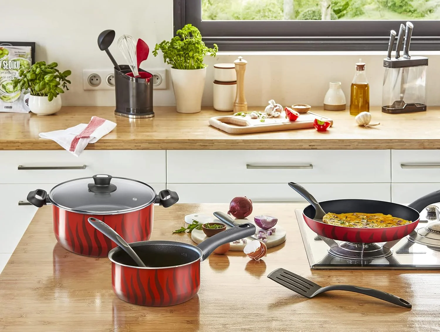 Tefal G6 Tempo Flame 14-Piece Non-Stick Aluminium Cookware Set – Complete Kitchen Set in Red - Image 8