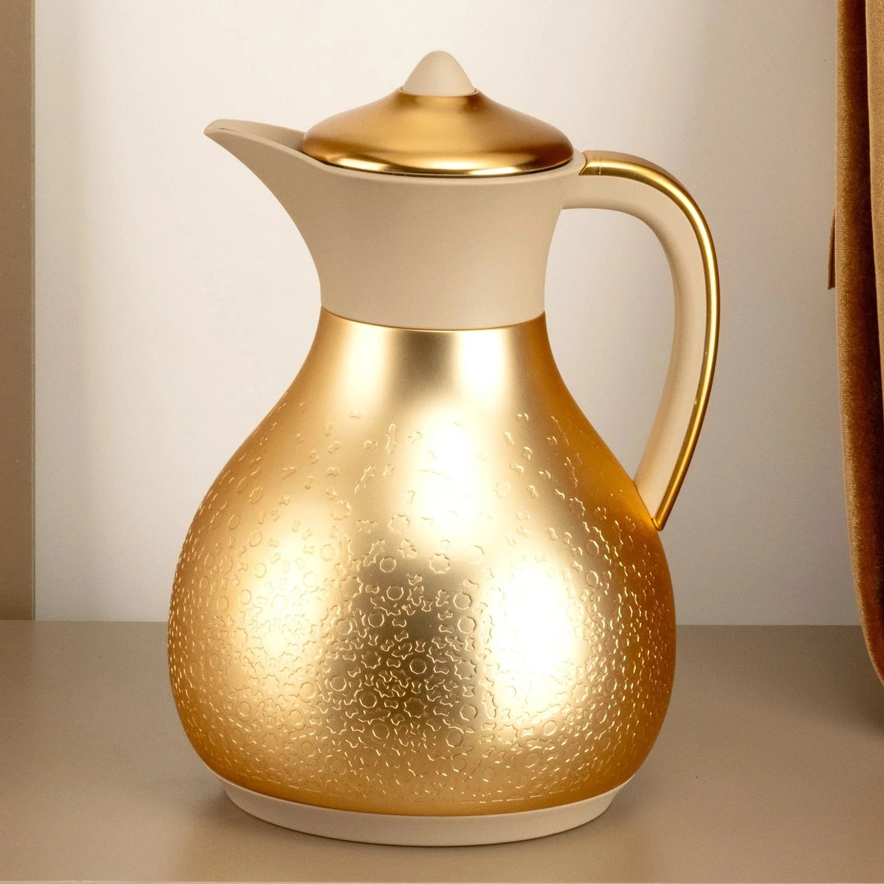 Otantik 1 Ltr Tea Or Coffee Pot From Nourhan - Matte Gold + Beige