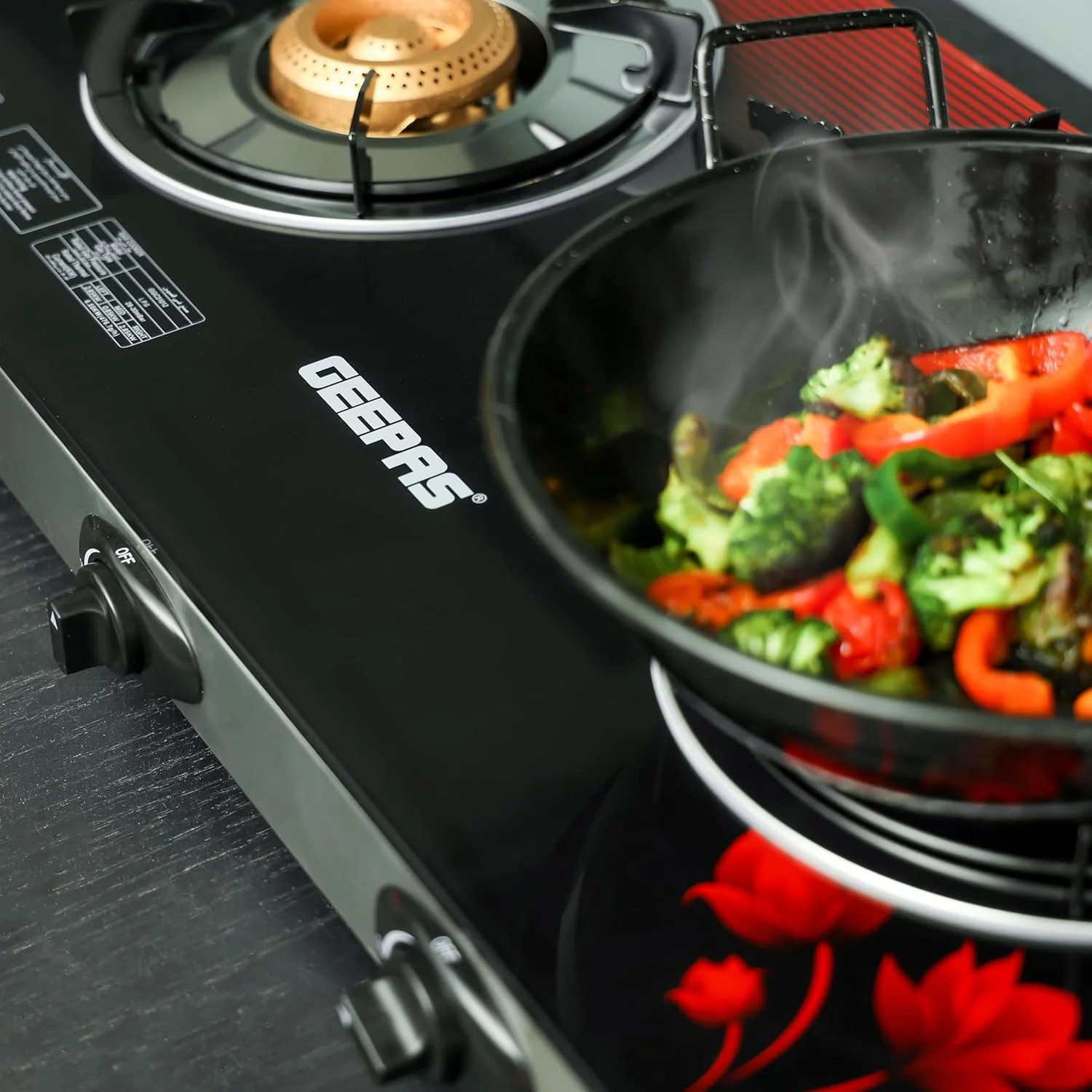 Geepas GGC31012 3-Burner Gas Cooker Size 70mm, 40mm & 90mm Respectively - Ergonomic Design, Automatic Ignition, 3 Heating Zones |Stainless Steel Frame & Tray - Image 3