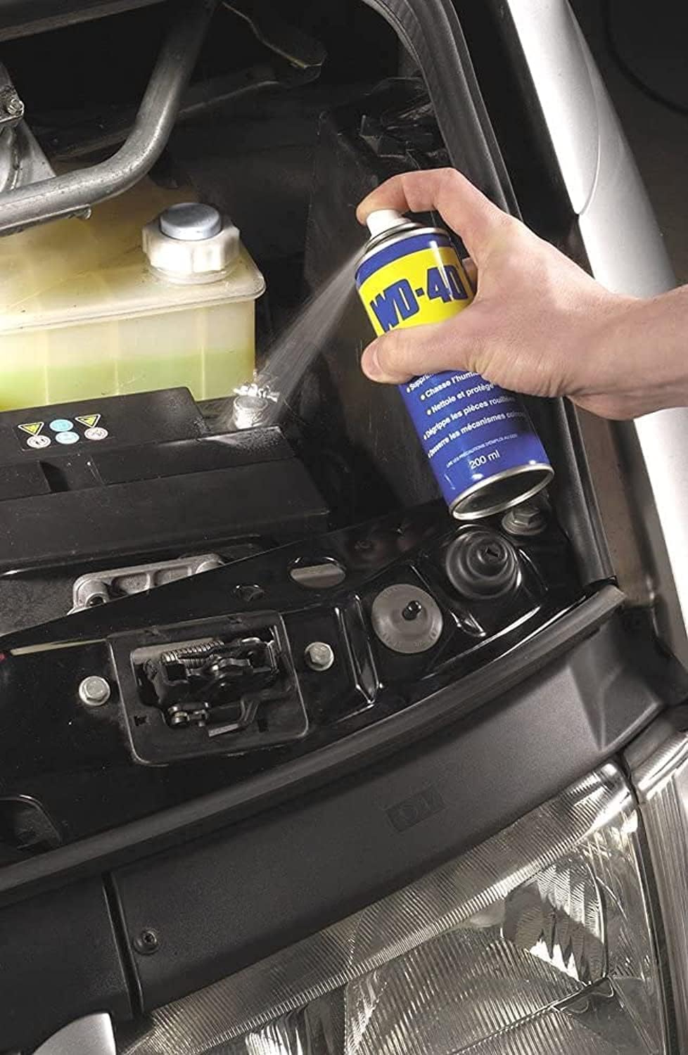 WD-40 Multi-Use Spray Aerosol Can All-Purpose Lubricant, Cleans Rust, for Home & Workshop Use-200ml - Image 3